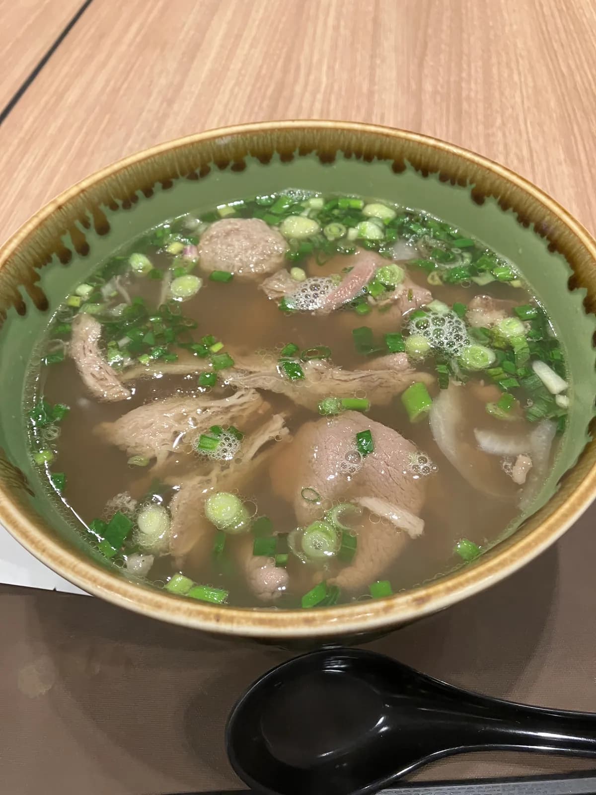 ベトナム料理のフォー．