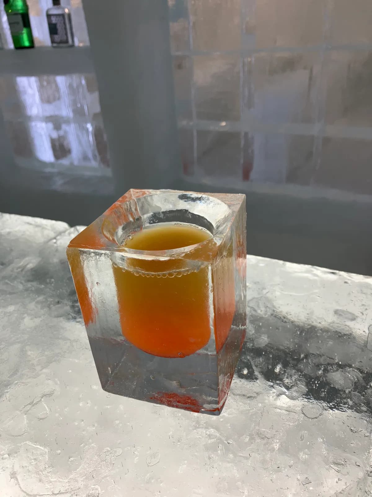 氷のカクテル